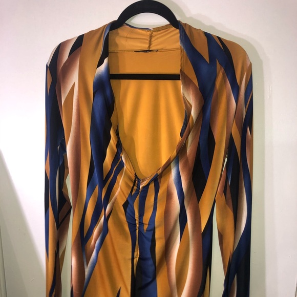 Dress - Picture 2 of 2